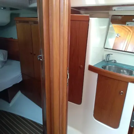 بوتيل Boat Sun Odyssey 43 - Makarska Ii سبليت